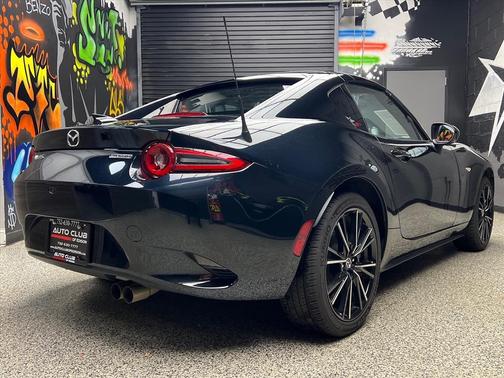 Jet Black Mica (41w) 2025 Mazda MX-5 Miata RF Grand Touring