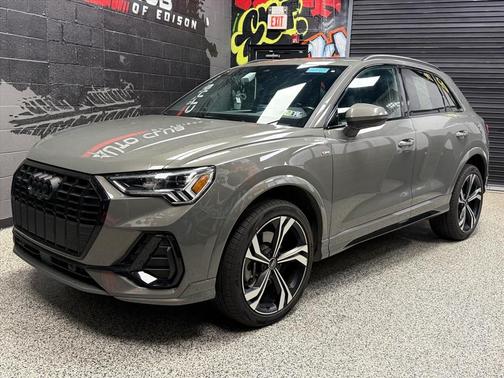 2023 Audi Q3 45 S line Premium Plus