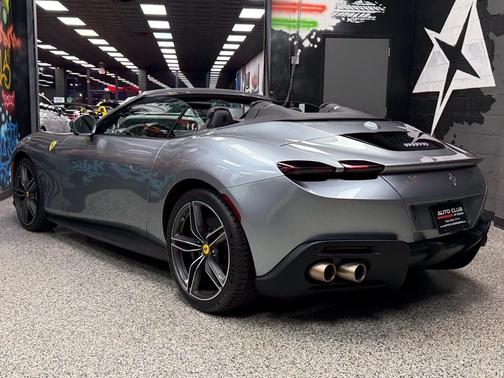 2025 Ferrari Roma Spider 2dr Convertible