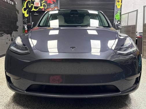 2021 Tesla Model Y AWD Long Range 4dr Crossover