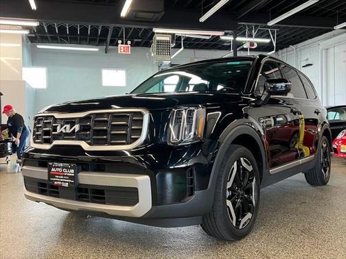 2023 Kia Telluride S