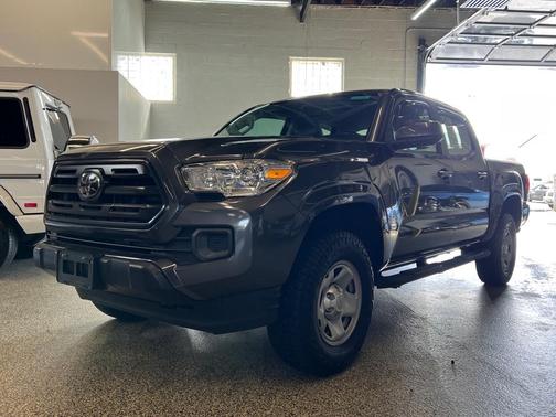 2018 Toyota Tacoma SR