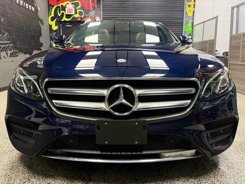 2017 Mercedes-Benz E-Class 4MATIC