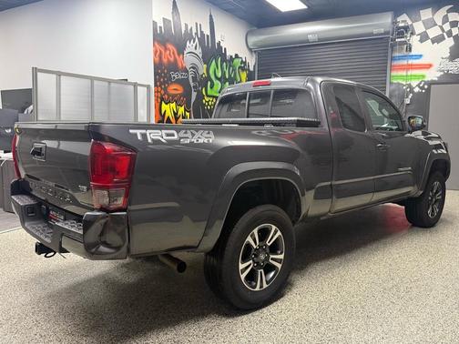 2016 Toyota Tacoma TRD Sport