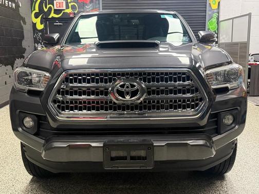 2016 Toyota Tacoma TRD Sport