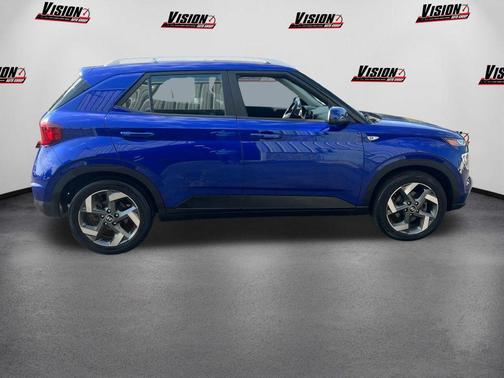 2024 Hyundai VENUE Limited