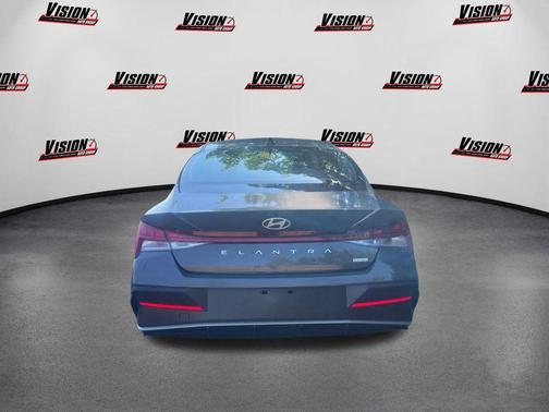 2024 Hyundai ELANTRA HEV Blue