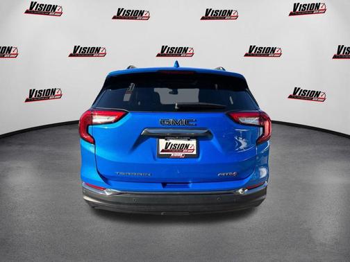 2024 GMC Terrain AWD AT4
