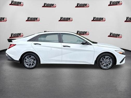2024 Hyundai ELANTRA HEV Blue