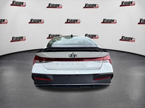 2024 Hyundai ELANTRA HEV Blue