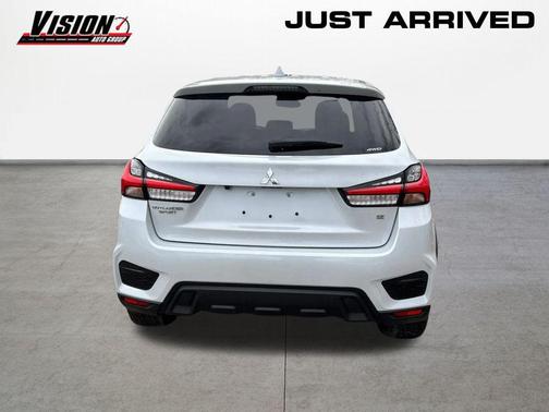 2025 Mitsubishi Outlander Sport SE