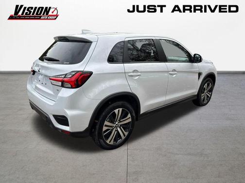 2025 Mitsubishi Outlander Sport SE