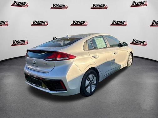2017 Hyundai IONIQ Hybrid Blue