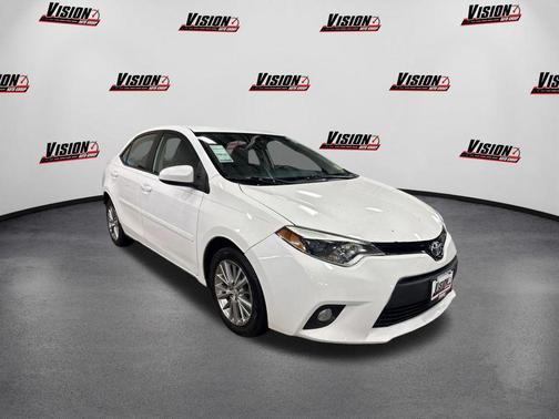 Super White 2014 Toyota Corolla LE Plus