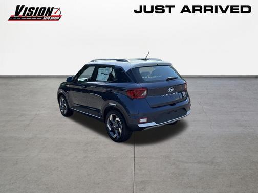 Denim w/White Roof 2026 Hyundai VENUE SEL w/Two-Tone Roof