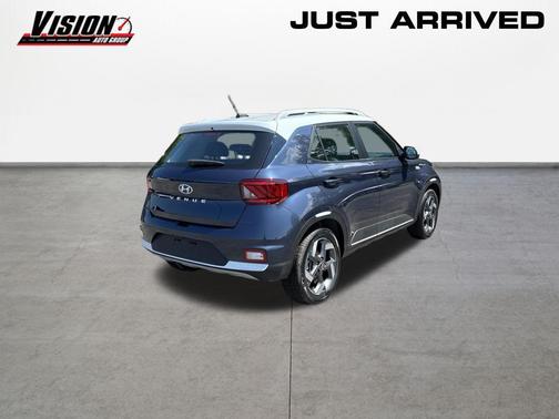Denim w/White Roof 2026 Hyundai VENUE SEL w/Two-Tone Roof