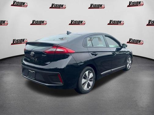 2018 Hyundai IONIQ Plug-In Hybrid Base
