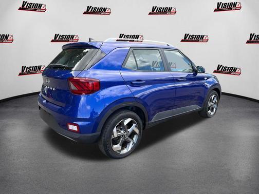 2022 Hyundai VENUE Limited