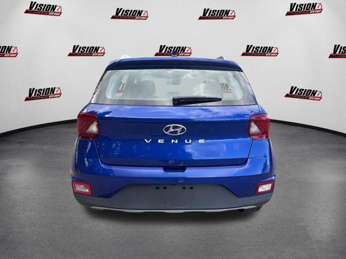2022 Hyundai VENUE Limited