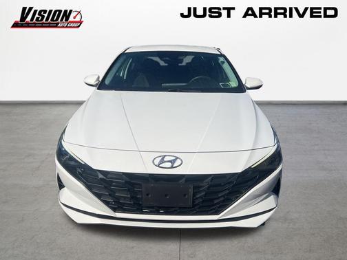 Serenity White Pearl 2023 Hyundai ELANTRA SE