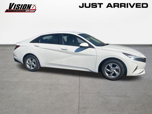 Serenity White Pearl 2023 Hyundai ELANTRA SE