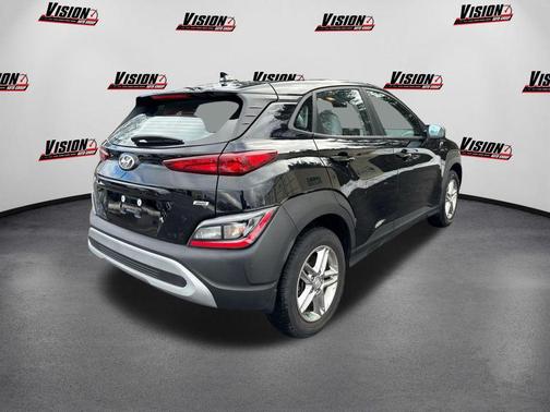 2023 Hyundai KONA SE