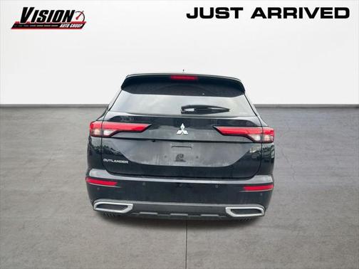 2022 Mitsubishi Outlander ES 2.5 S-AWC