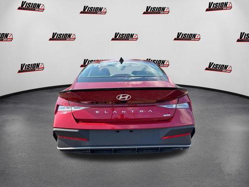 2025 Hyundai ELANTRA Sport