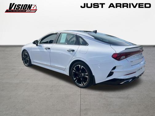 Glacial White Pearl 2022 Kia K5 GT-Line