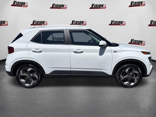 Lunar White 2024 Hyundai VENUE SEL