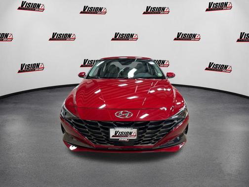 2022 Hyundai ELANTRA Limited