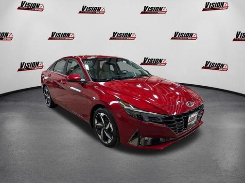 2022 Hyundai ELANTRA Limited