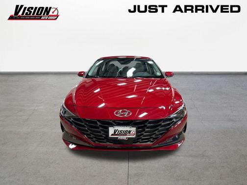 2022 Hyundai ELANTRA Limited