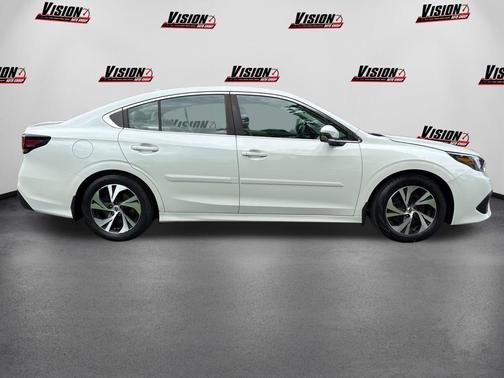 Crystal White Pearl 2022 Subaru Legacy Premium