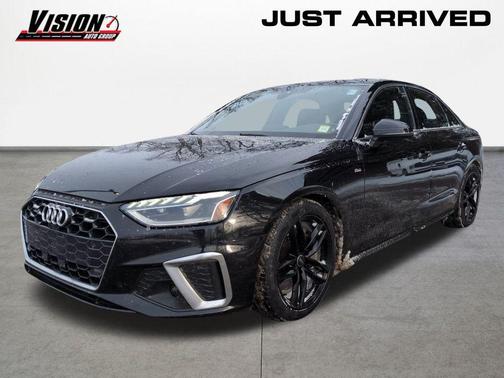2022 Audi A4 45 S line Premium Plus