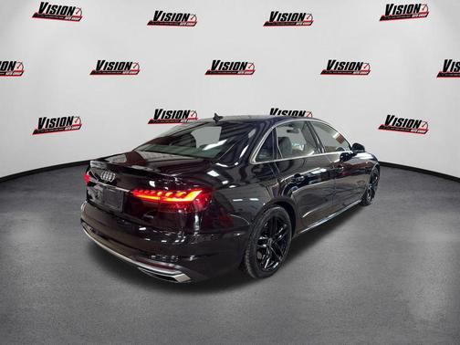 2022 Audi A4 45 S line Premium Plus