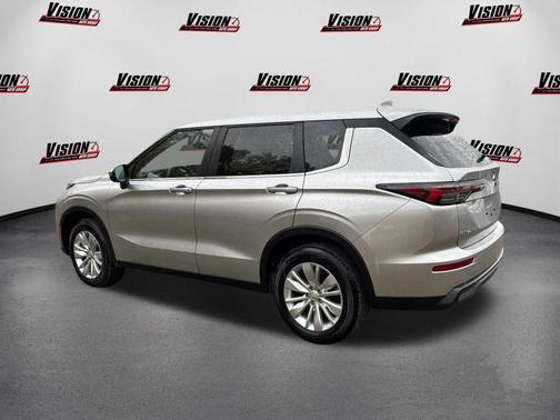 2025 Mitsubishi Outlander ES 2.5 S-AWC