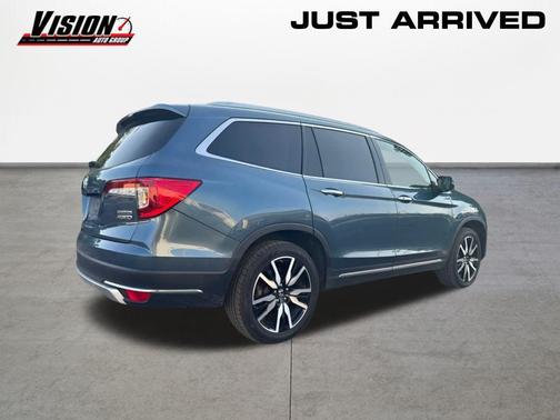 2019 Honda Pilot Touring 8-Passenger