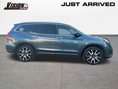 2019 Honda Pilot Touring 8-Passenger