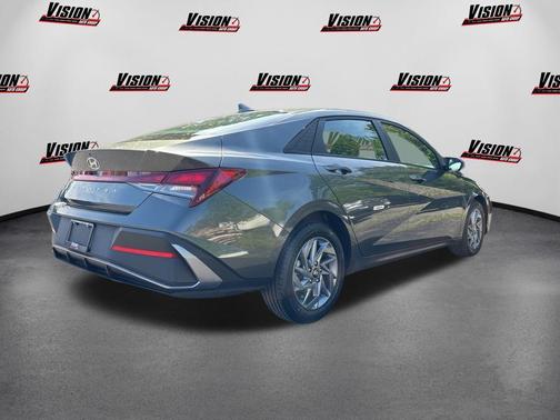 Amazon Gray 2024 Hyundai ELANTRA SEL
