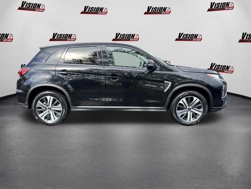 Labrador Black Pearl 2024 Mitsubishi Outlander Sport SE
