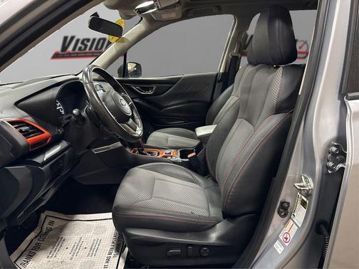 Ice Silver Metallic 2019 Subaru Forester Sport