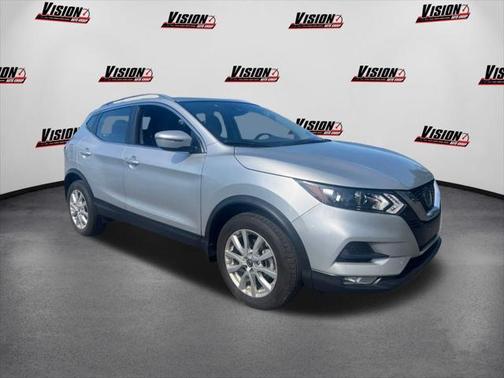 2022 Nissan Rogue Sport SV
