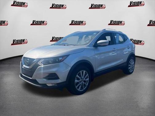 2022 Nissan Rogue Sport SV