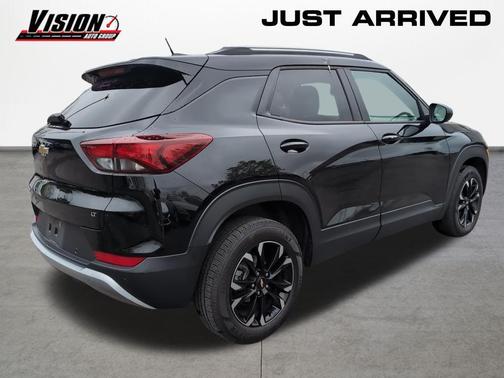 Mosaic Black Metallic 2021 Chevrolet Trailblazer LT