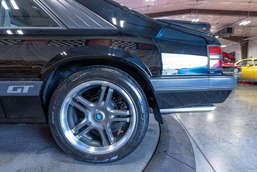 1985 Ford Mustang 