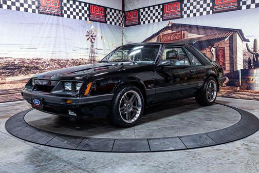 1985 Ford Mustang 