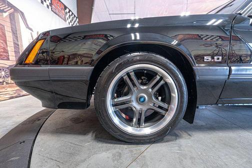 1985 Ford Mustang 