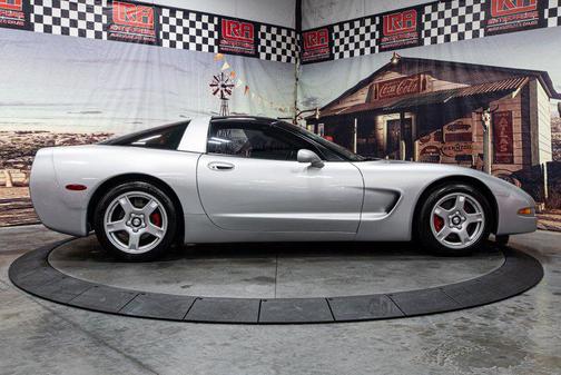 1997 Chevrolet Corvette Base