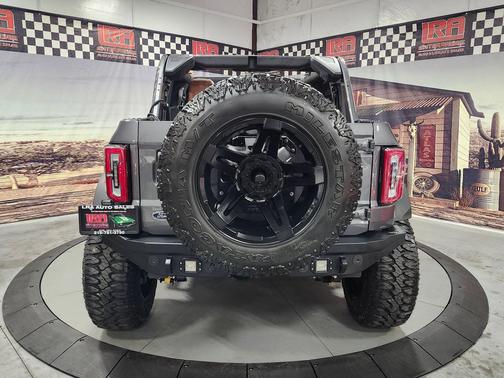 Carbon Gray Metallic 2022 Ford Bronco Wildtrak